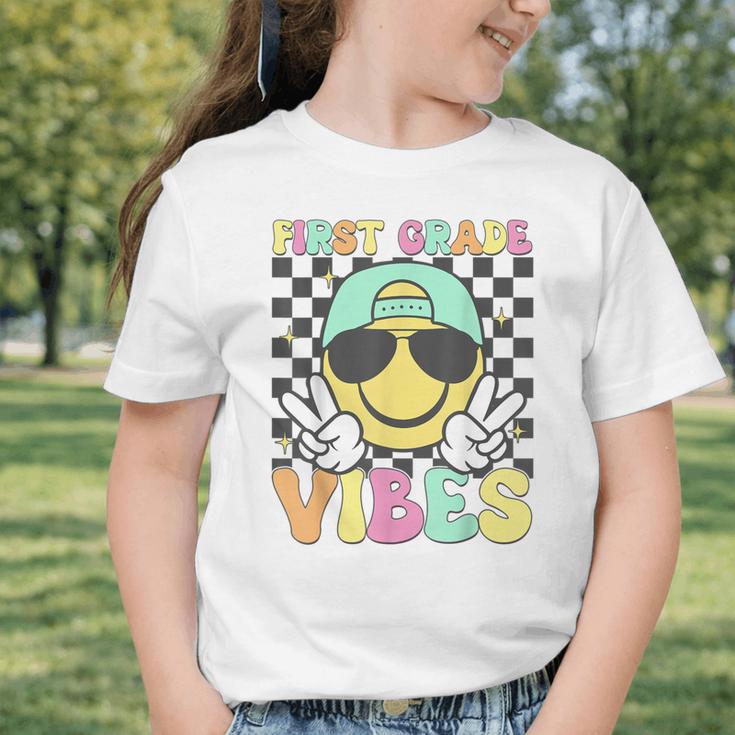 1st Grade Vibes Smile Face Back To School First Grade Graphic Toddler T-Shirt 1st Grade Vibes Smile Face Back To School First Grade Graphic Toddler T-Shirt