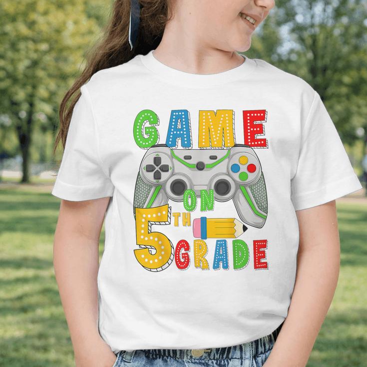 Game On Fifth Grade Back To School Gamer 5th Grade Boys Kids Graphic Toddler T-Shirt