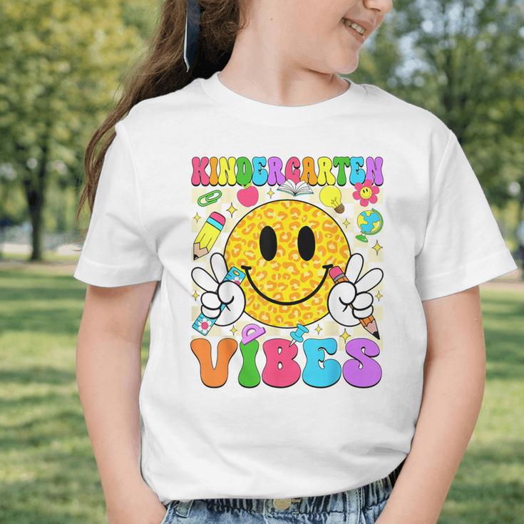 Kindergarten Vibes Smile Face Back To School Kinder Girl Kid Graphic Toddler T-Shirt