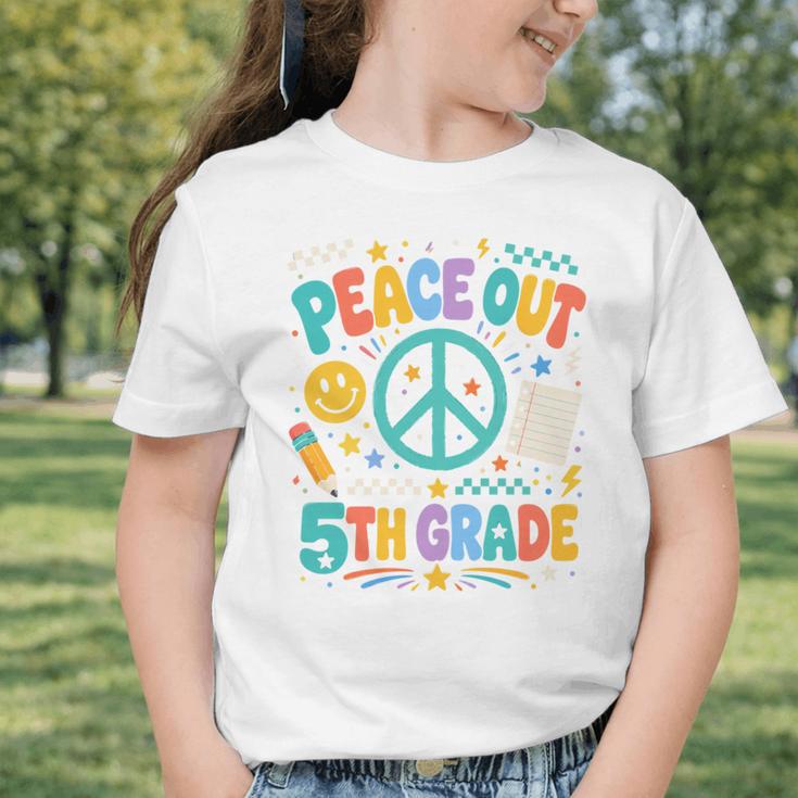 Peace Out 5th Grade Retro Back To School Students Graphic Toddler T-Shirt