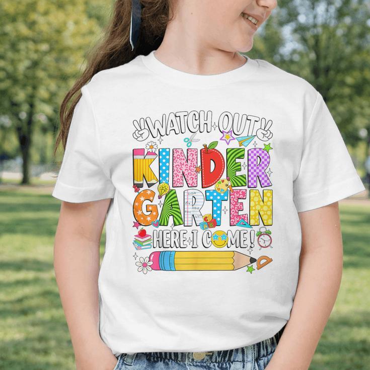Watch Out Kindergarten Here I Come Back To School Girls Kids Graphic Toddler T-Shirt