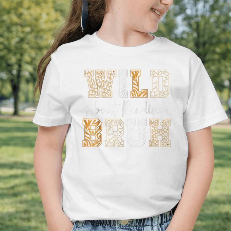 Wild About Reading Kid Love Wild Animal Books Back To School Graphic Toddler T-Shirt