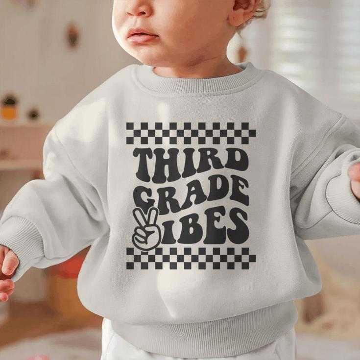 1st Day Of 3rd Grade Vibes Retro Girls Back To School Boys Graphic Toddler Sweatshirt