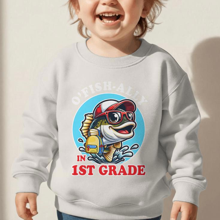O’Fish-Ally a 1st Grade Mom Back To School Premium Tri-Blend Graphic Toddler Sweatshirt