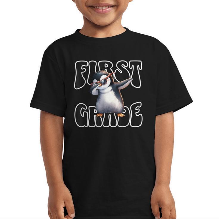 Cute Dabbing Penguin First Grade Back To School Graphic Kid T-Shirt