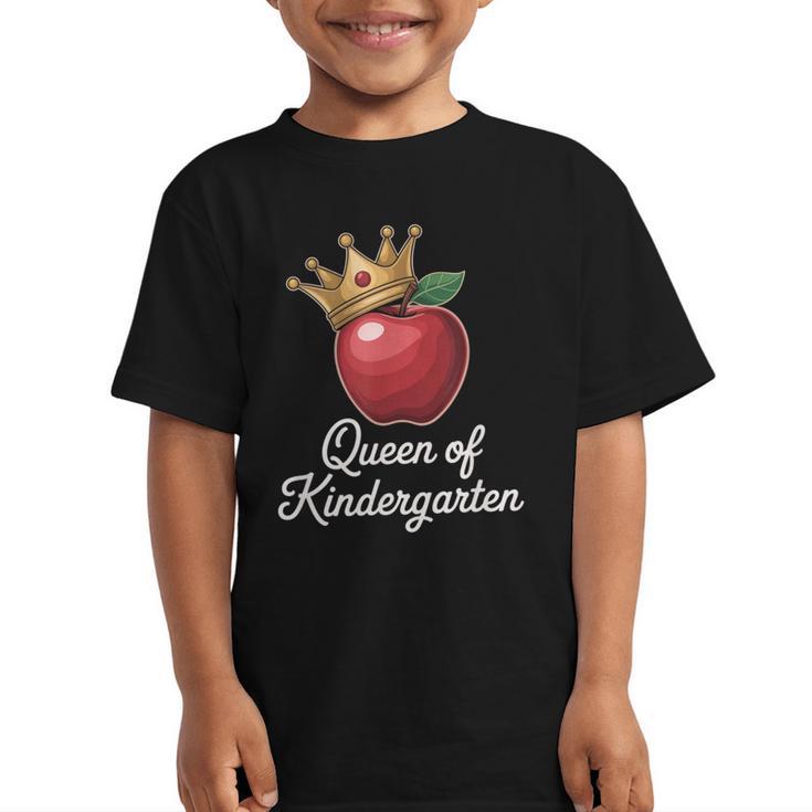 Queen Of Kindergarten Graduation Back To School Girl Graphic Kid T-Shirt