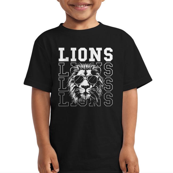 Vintage Lions School Spirit Fan Team Back To School Graphic Kid T-Shirt