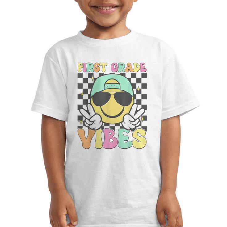 1st Grade Vibes Smile Face Back To School First Grade Graphic Kid T-Shirt