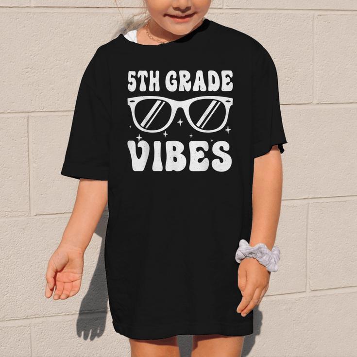 5th Grade Vibes Back To School Graduation Fifth Grade Graphic Kid T-Shirt 5th Grade Vibes Back To School Graduation Fifth Grade Graphic Kid T-Shirt