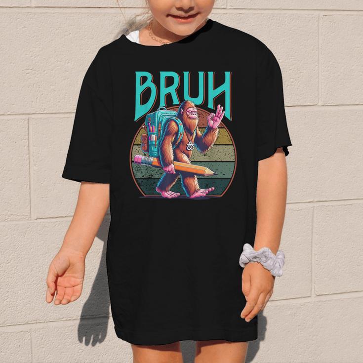 Boys Modern Bruh Big Foot Back To School Graphic Graphic Kid T-Shirt Boys Modern Bruh Big Foot Back To School Graphic Graphic Kid T-Shirt