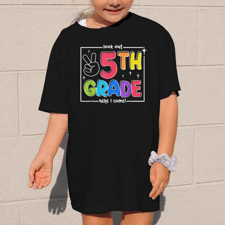 Look Out 5th Grade Here I Come Fifth Grade Back To School Graphic Kid T-Shirt Look Out 5th Grade Here I Come Fifth Grade Back To School Graphic Kid T-Shirt