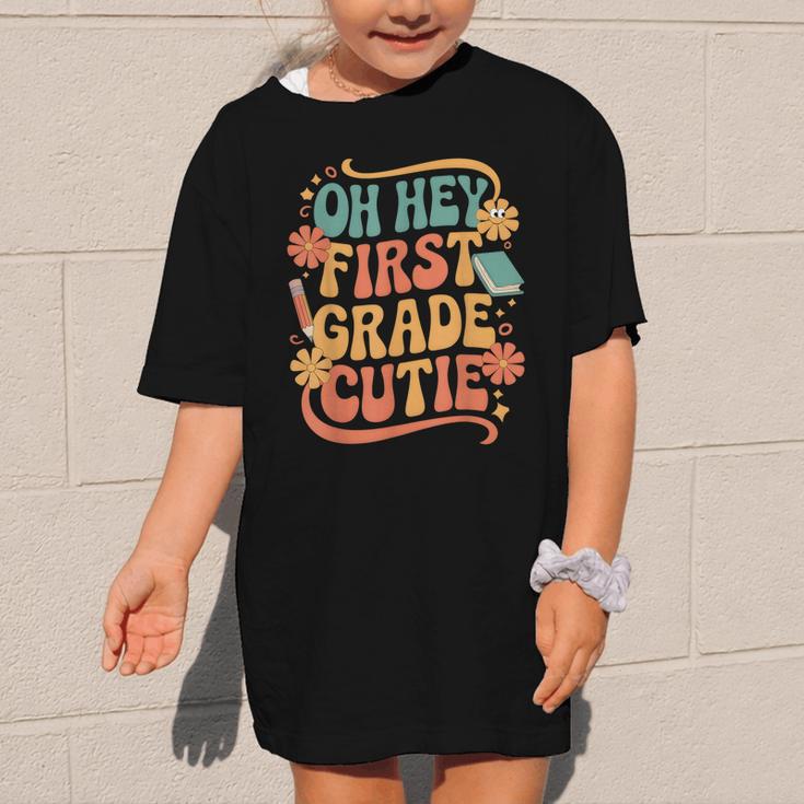 Oh Hey First Grade Cutie Back To School Graphic Kid T-Shirt