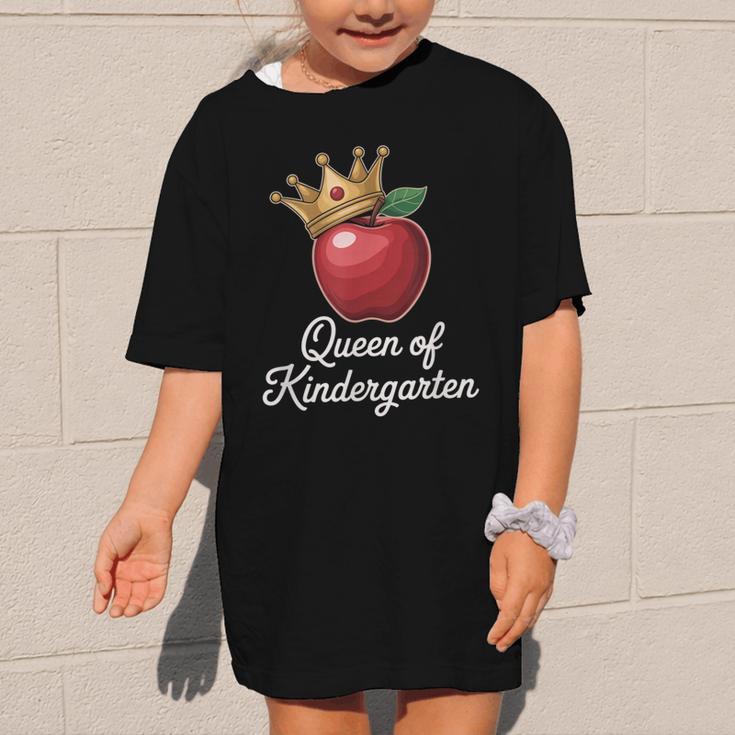 Queen Of Kindergarten Graduation Back To School Girl Graphic Kid T-Shirt Queen Of Kindergarten Graduation Back To School Girl Graphic Kid T-Shirt