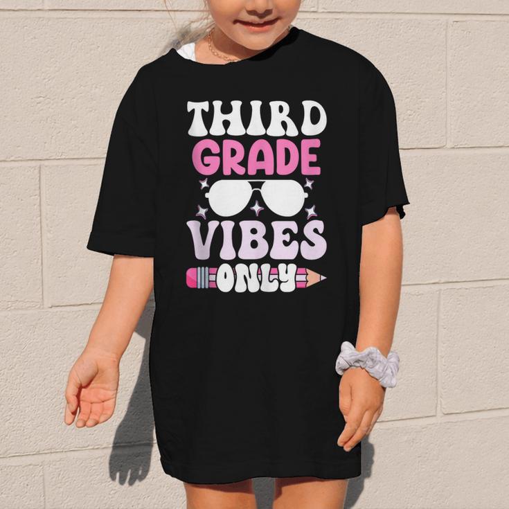 Third Grade 3rd Vibes Only Back To School Student Girl Graphic Kid T-Shirt Third Grade 3rd Vibes Only Back To School Student Girl Graphic Kid T-Shirt