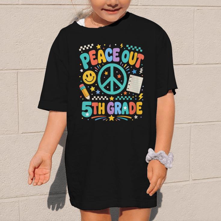 Women's Peace Out 5th Grade Retro Back To School Students Graphic Kid T-Shirt Women's Peace Out 5th Grade Retro Back To School Students Graphic Kid T-Shirt