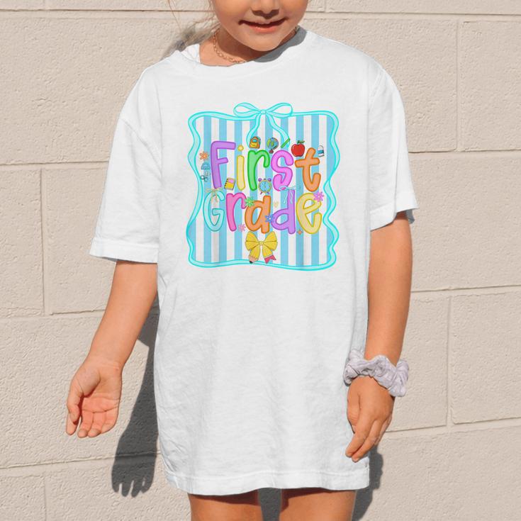 Back To School First Grade For Teen Girls Bow 1st Grade Kids Graphic Kid T-Shirt