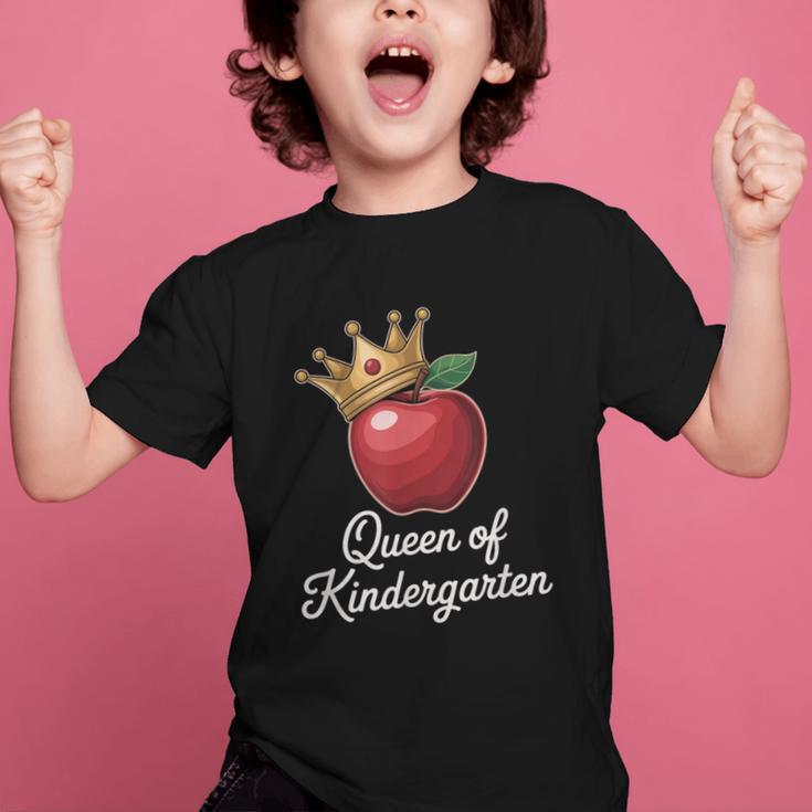 Queen Of Kindergarten Graduation Back To School Girl Graphic Kid T-Shirt Queen Of Kindergarten Graduation Back To School Girl Graphic Kid T-Shirt