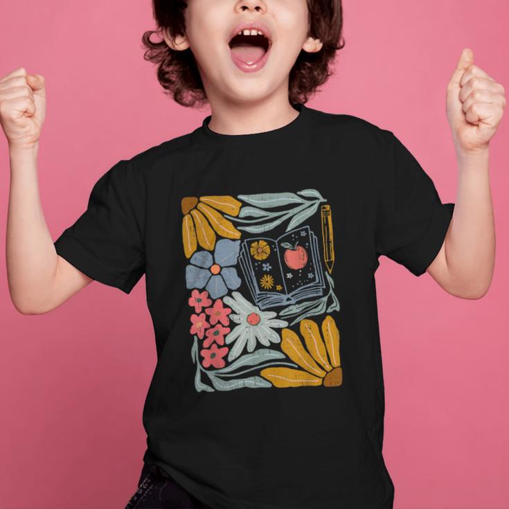 Retro Boho Flower Floral Back To School First Day Of School Graphic Kid T-Shirt Retro Boho Flower Floral Back To School First Day Of School Graphic Kid T-Shirt
