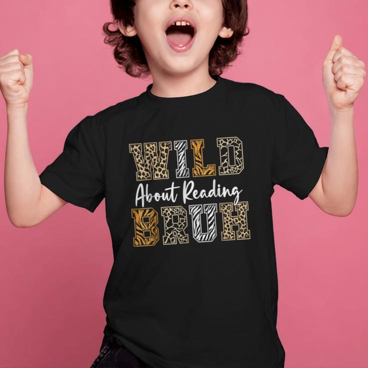 Wild About Reading Kid Love Wild Animal Books Back To School Graphic Kid T-Shirt Wild About Reading Kid Love Wild Animal Books Back To School Graphic Kid T-Shirt