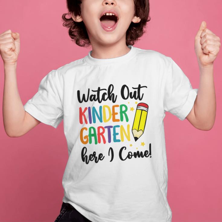 Back To School Kids Watch Out Kindergarten Here I Come Graphic Kid T-Shirt Back To School Kids Watch Out Kindergarten Here I Come Graphic Kid T-Shirt