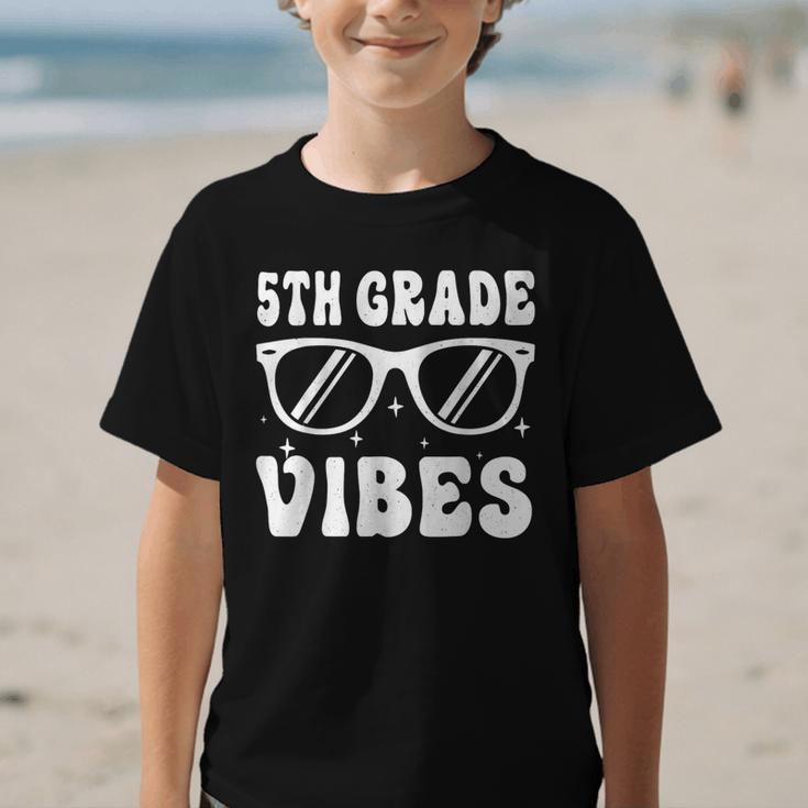 5th Grade Vibes Back To School Graduation Fifth Grade Graphic Kid T-Shirt 5th Grade Vibes Back To School Graduation Fifth Grade Graphic Kid T-Shirt