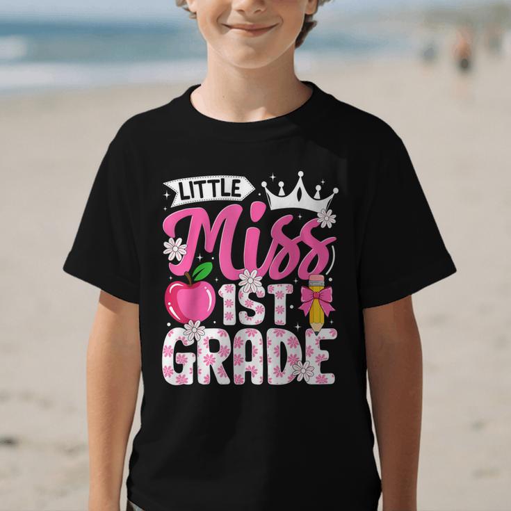 Cute Back To School 1st Grade Girls Kids First Day Of School Graphic Kid T-Shirt Cute Back To School 1st Grade Girls Kids First Day Of School Graphic Kid T-Shirt