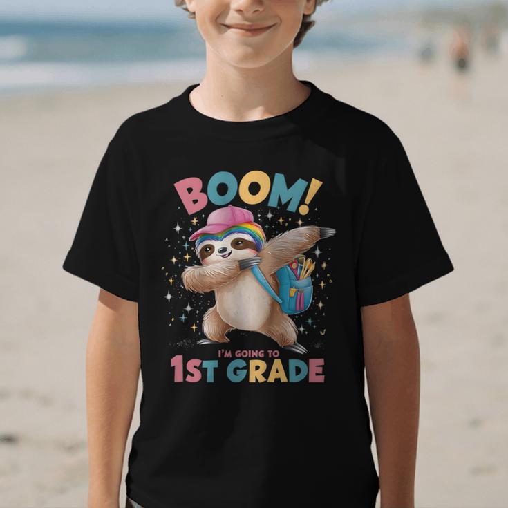 Kids Boom I'm Going To 1st Grade Dabbing Sloth For Back To School Graphic Kid T-Shirt Kids Boom I'm Going To 1st Grade Dabbing Sloth For Back To School Graphic Kid T-Shirt