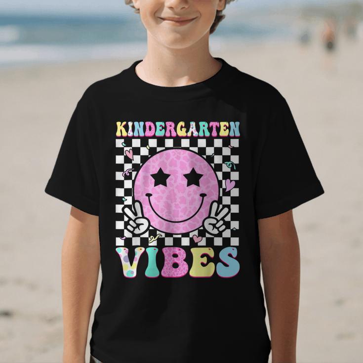 Kindergarten Vibes Groovy Back To School Kinder Girls Kids Graphic Kid T-Shirt