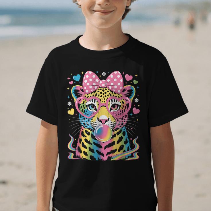 Leopard Glasses Blowing Bubble Gum Back To School Kids Graphic Kid T-Shirt Leopard Glasses Blowing Bubble Gum Back To School Kids Graphic Kid T-Shirt