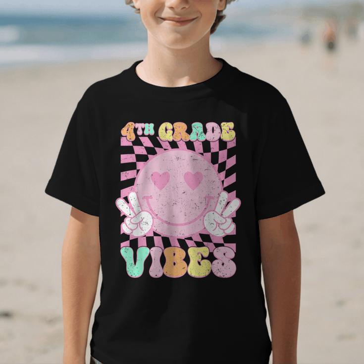 Pink 4th Grade Vibes Smile Face Back To School Fourth Grade Graphic Kid T-Shirt
