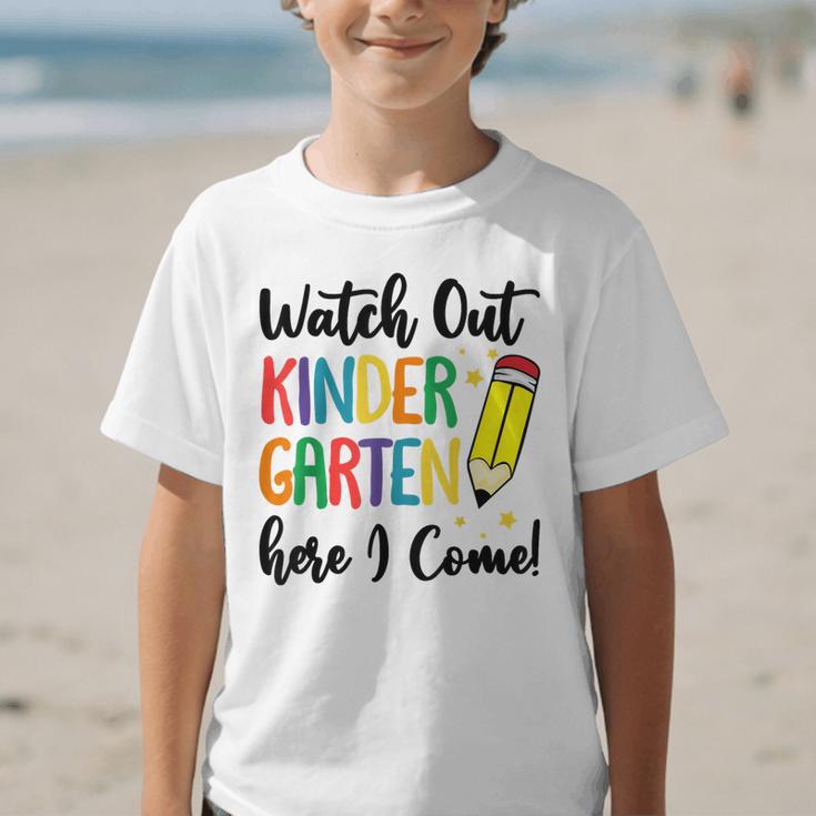 Back To School Kids Watch Out Kindergarten Here I Come Graphic Kid T-Shirt Back To School Kids Watch Out Kindergarten Here I Come Graphic Kid T-Shirt