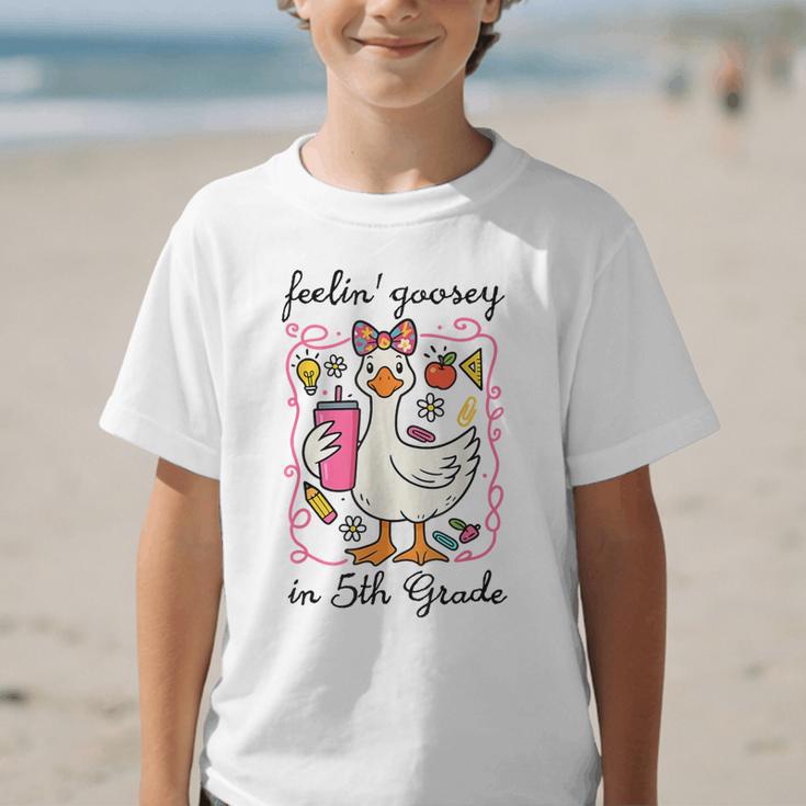 Feeling Goosey In 5th Grade Silly Goose Back To School Graphic Kid T-Shirt