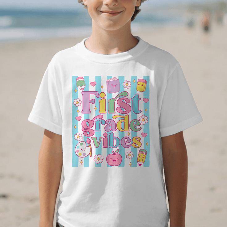 First Grade Vibes Cute Groovy Back To School 1st Grade Girls Graphic Kid T-Shirt First Grade Vibes Cute Groovy Back To School 1st Grade Girls Graphic Kid T-Shirt