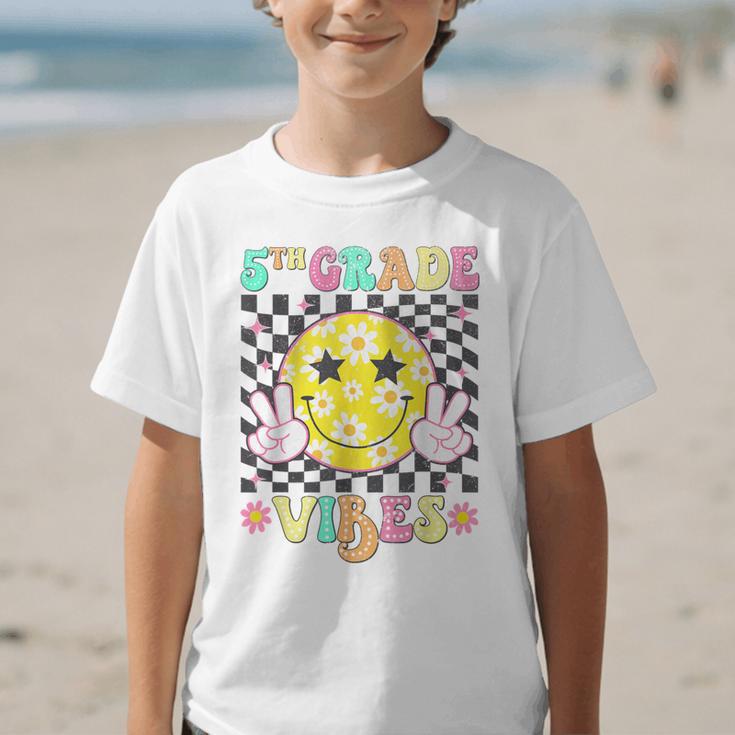 Girls 5th Grade Vibes Smile Face Back To School Fifth Grade Graphic Kid T-Shirt