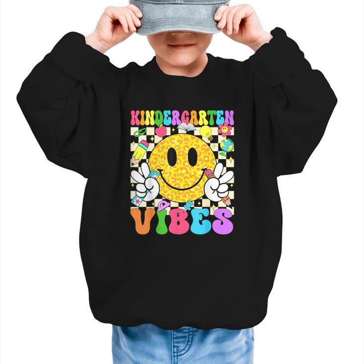 Kindergarten Vibes Smile Face Back To School Kinder Girl Kid Graphic Kid Sweatshirt