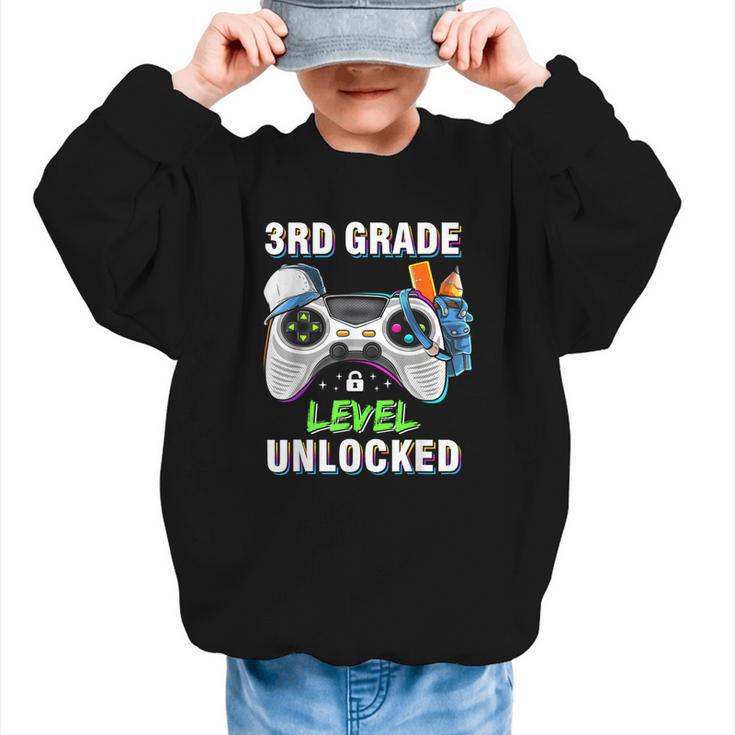 Level 3rd Grade Unlocked Back To School First Day Boys Kids Graphic Kid Sweatshirt