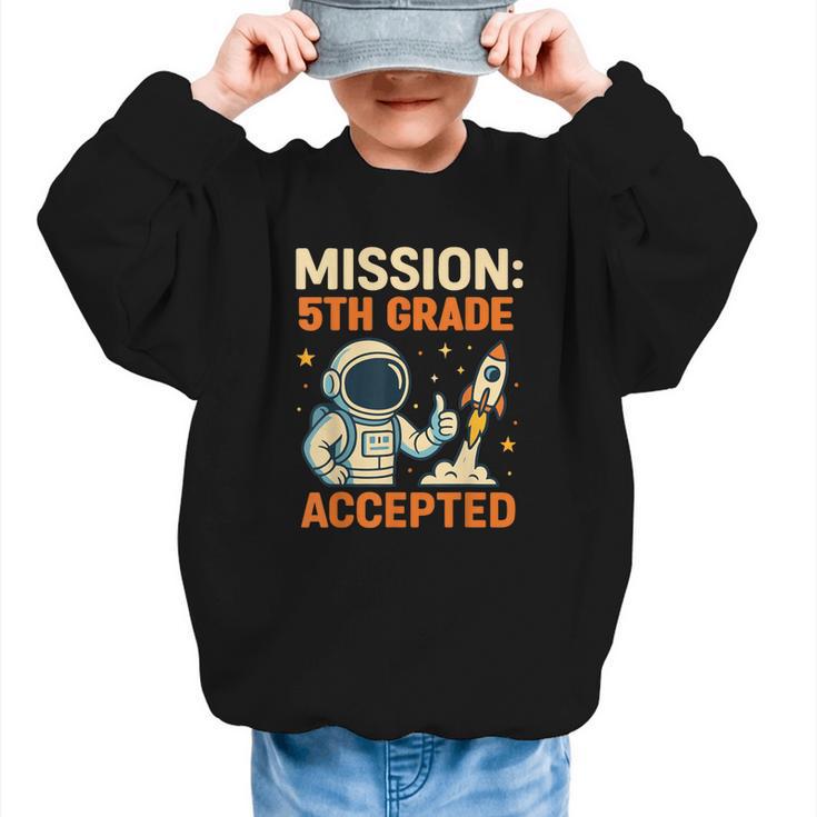 Mission Fifth 5th Grade Accepted Astronaut Back To School Graphic Kid Sweatshirt