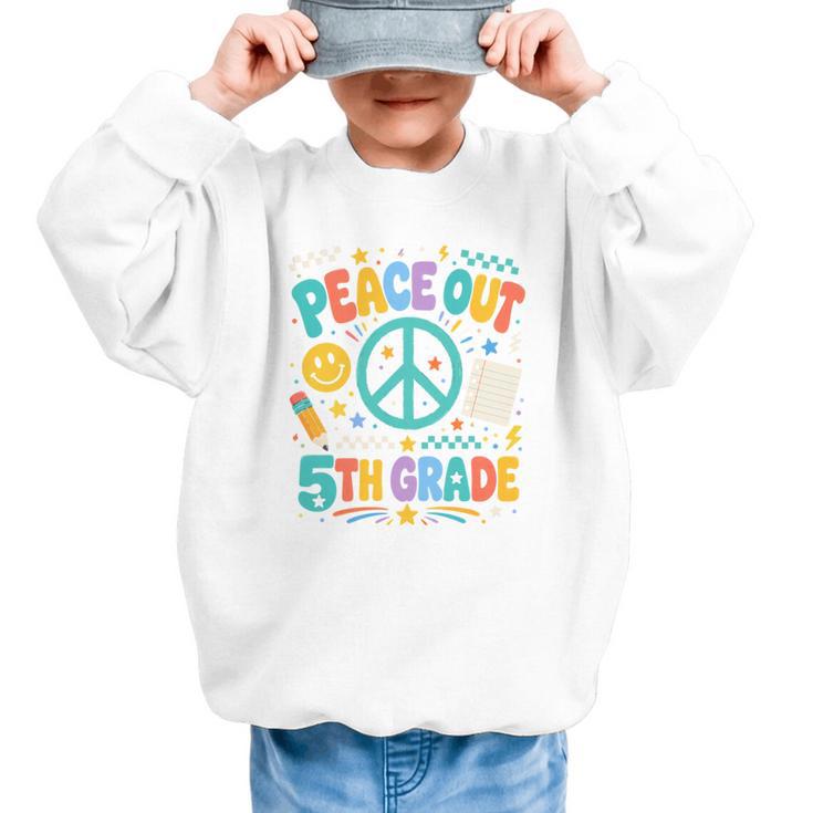 Peace Out 5th Grade Retro Back To School Students Graphic Kid Sweatshirt