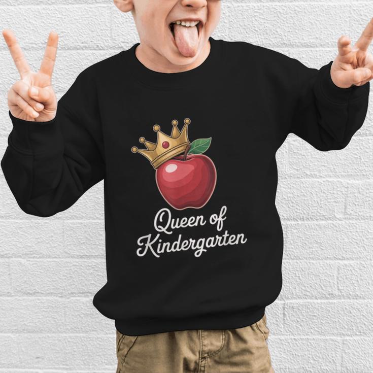 Queen Of Kindergarten Graduation Back To School Girl Graphic Kid Sweatshirt Queen Of Kindergarten Graduation Back To School Girl Graphic Kid Sweatshirt