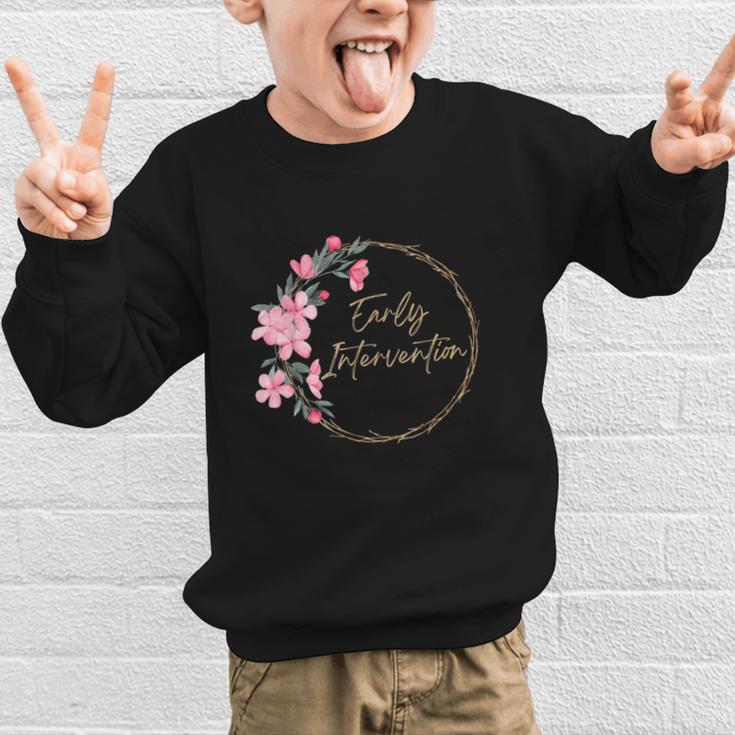 Retro Floral Early Intervention Specialist Back To School Graphic Kid Sweatshirt Retro Floral Early Intervention Specialist Back To School Graphic Kid Sweatshirt