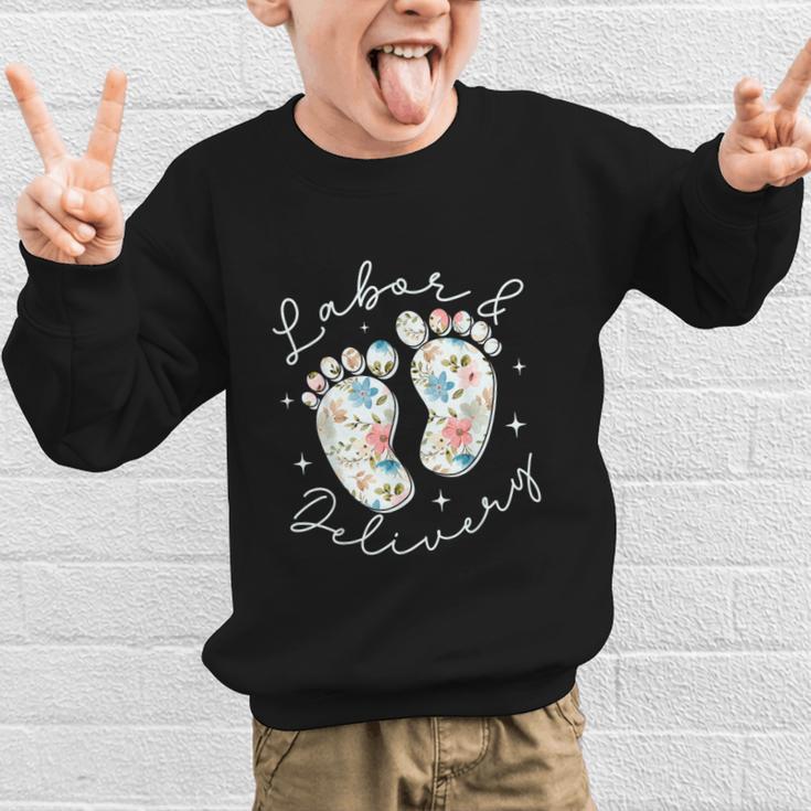 Retro Wildflowers Labor And Delivery Nurse Back To School Graphic Kid Sweatshirt Retro Wildflowers Labor And Delivery Nurse Back To School Graphic Kid Sweatshirt