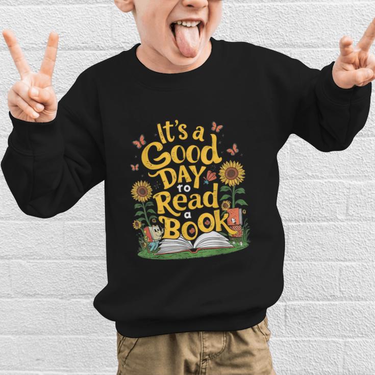 Student It's A Good Day To Read a Book Back To School Graphic Kid Sweatshirt