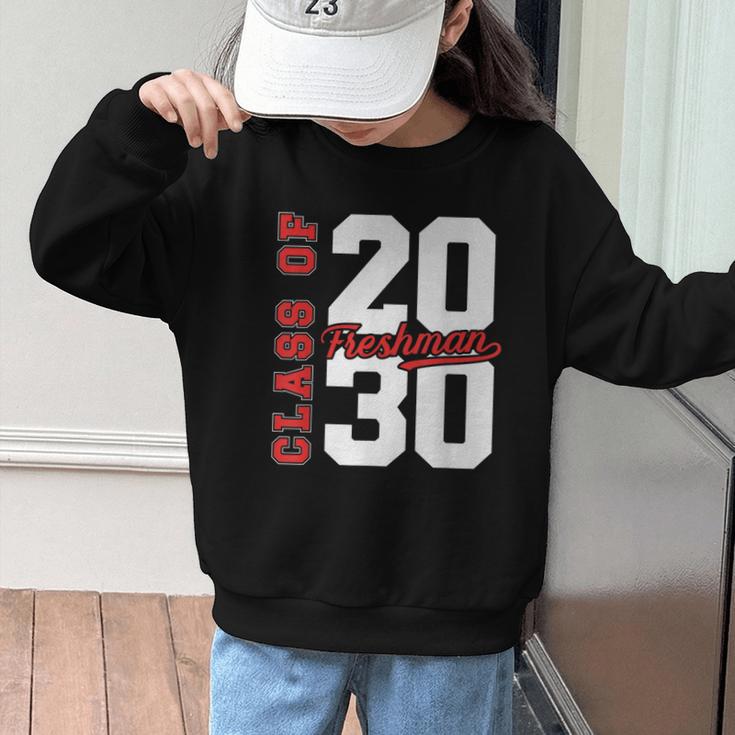 Class Of 2030 Freshman 2030 Back To School Graphic Kid Sweatshirt