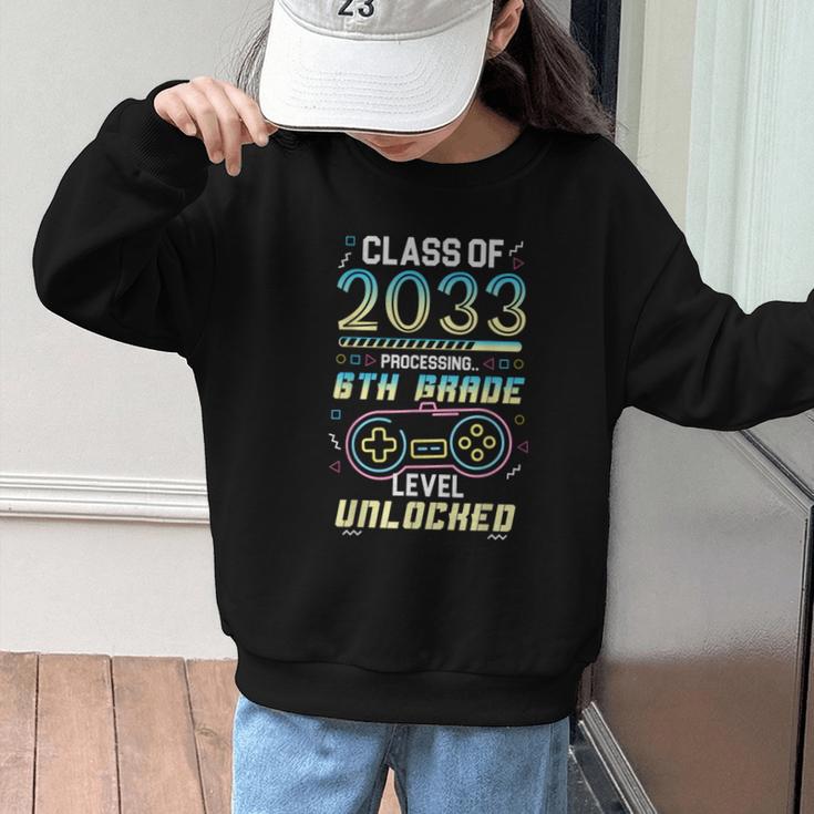 Class 2033 Gaming 6th Grade Level Unlocked Back To School Graphic Kid Sweatshirt