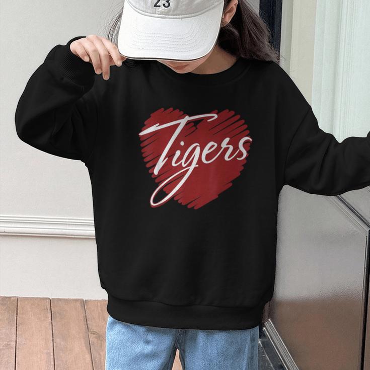 Tigers Heart Back To School Spirit M Graphic Kid Sweatshirt