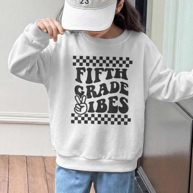 1st Day Of 5th Grade Vibes Retro Girls Back To School Boys Graphic Kid Sweatshirt