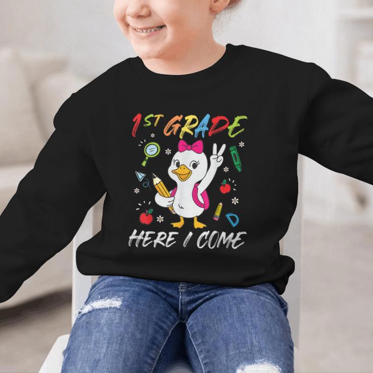 Girls Goose 1st Grade Here I Come Back To School Kids Graphic Kid Sweatshirt Girls Goose 1st Grade Here I Come Back To School Kids Graphic Kid Sweatshirt