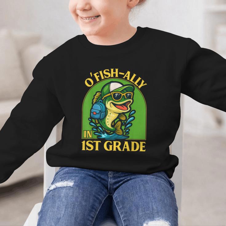 O-Fish-Ally In 1st Grade Back To School Fish Graphic Kid Sweatshirt