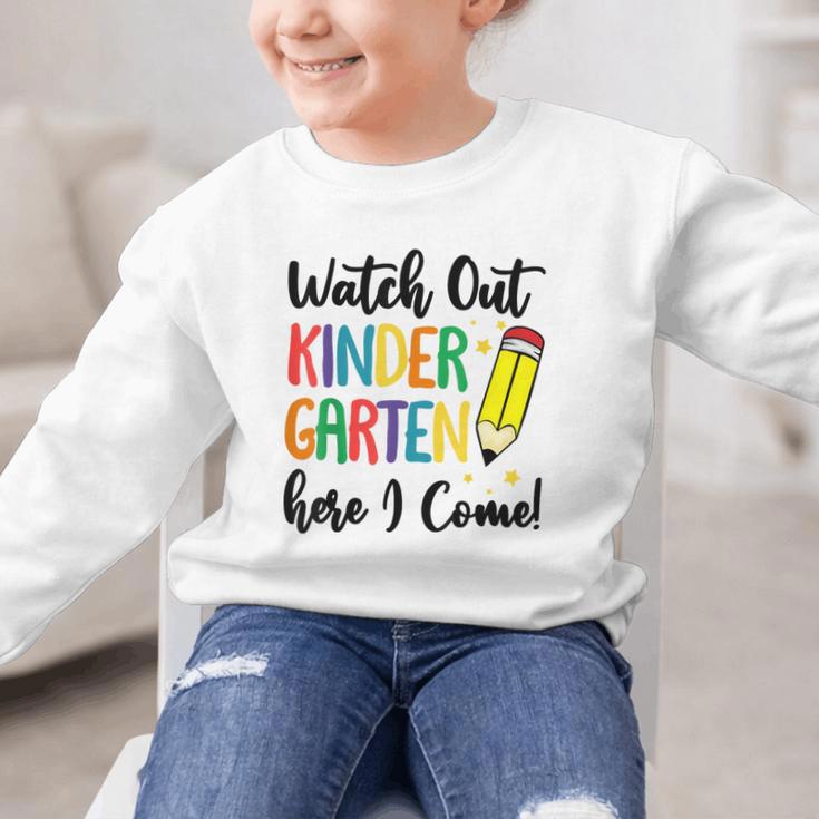 Back To School Kids Watch Out Kindergarten Here I Come Graphic Kid Sweatshirt Back To School Kids Watch Out Kindergarten Here I Come Graphic Kid Sweatshirt