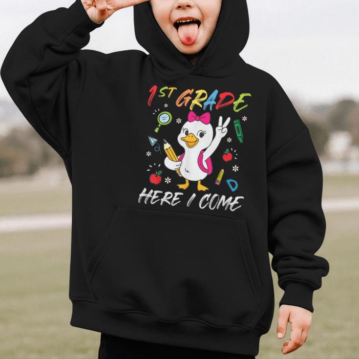 Girls Goose 1st Grade Here I Come Back To School Kids Graphic Kid Hoodie Girls Goose 1st Grade Here I Come Back To School Kids Graphic Kid Hoodie